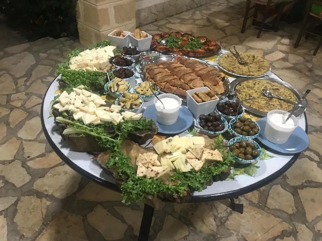 Villa Ceni - Appartamenti Con Camere, Cucina, Wc E Terrazza Sul Mare In Villa Con Piscina, Giardino E Parcheggio Marinella di Selinunte Ferienhaus