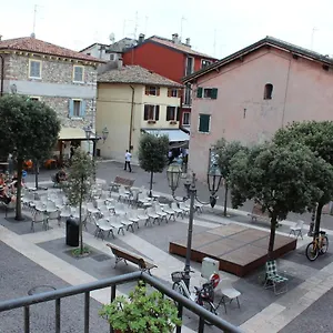 appartamento-balconcino-su-lazise.hotelinveneto.com/
