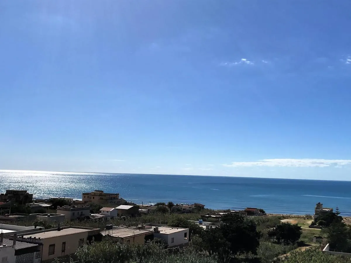 Villa Ceni: Seaside Apartments with Pool and Garden Marinella di Selinunte 0*,  Italy