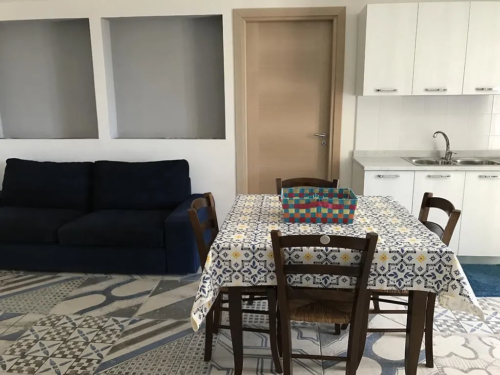 Hébergement de vacances Villa Ceni appartamenti con 2 camere più servizi in villa con piscina Marinella di Selinunte